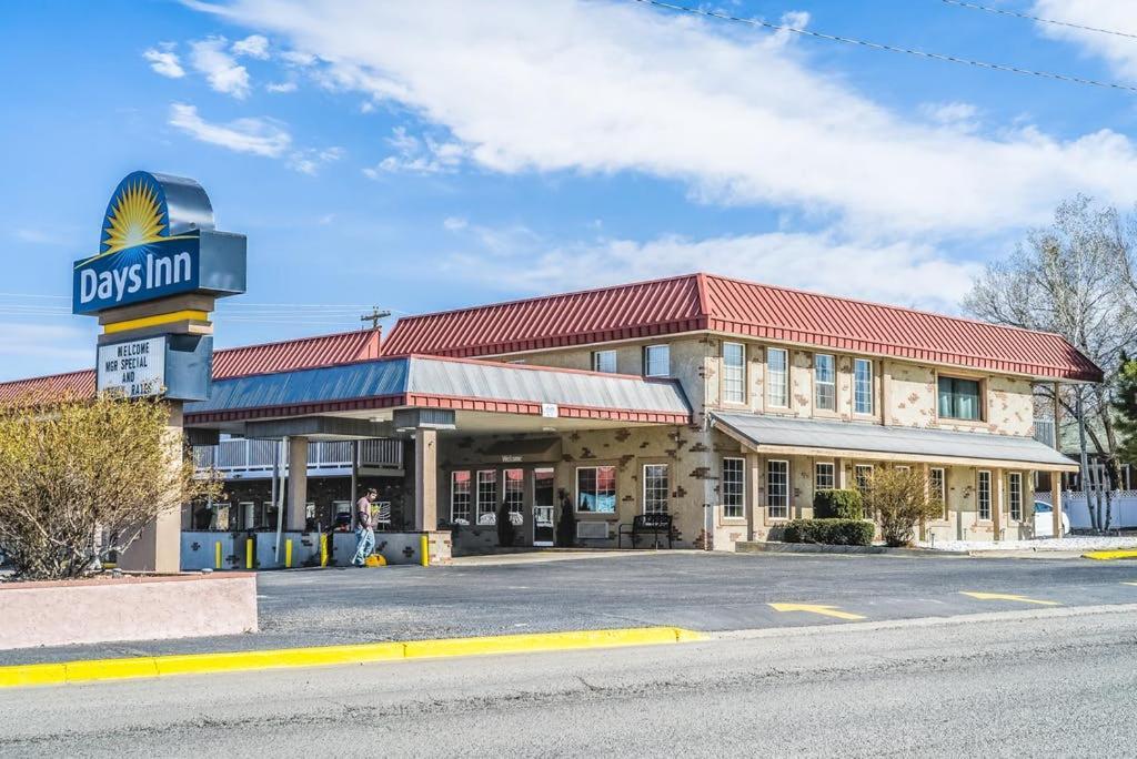 Days Inn By Wyndham Montrose Exterior foto